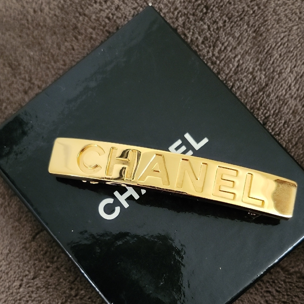 Chanel Luxe Gold Barrette